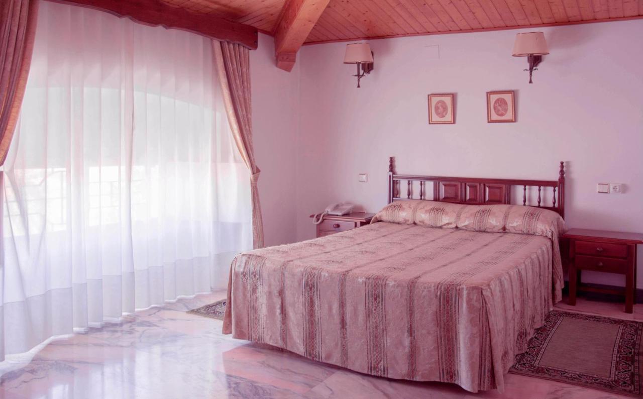 Victoria Hotel Trujillo Ngoại thất bức ảnh