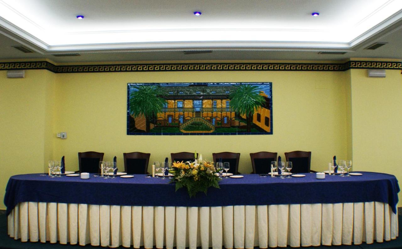 Victoria Hotel Trujillo Ngoại thất bức ảnh